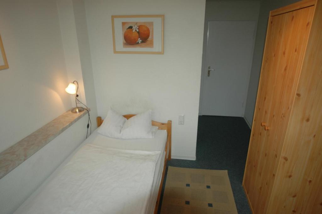 Hotel Adam Saarbruecken Bilik gambar
